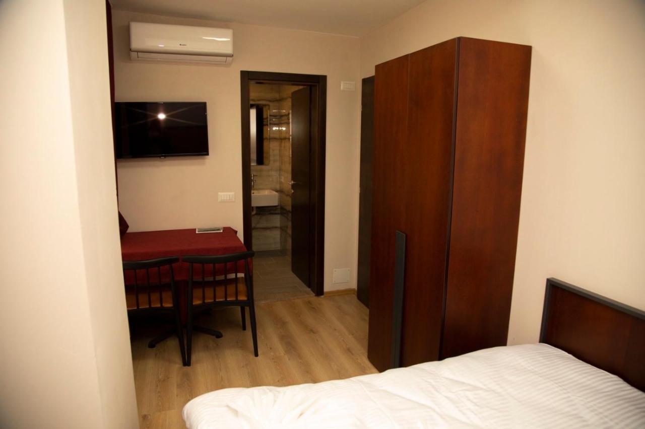 Hotel Oferta Prizren Kültér fotó