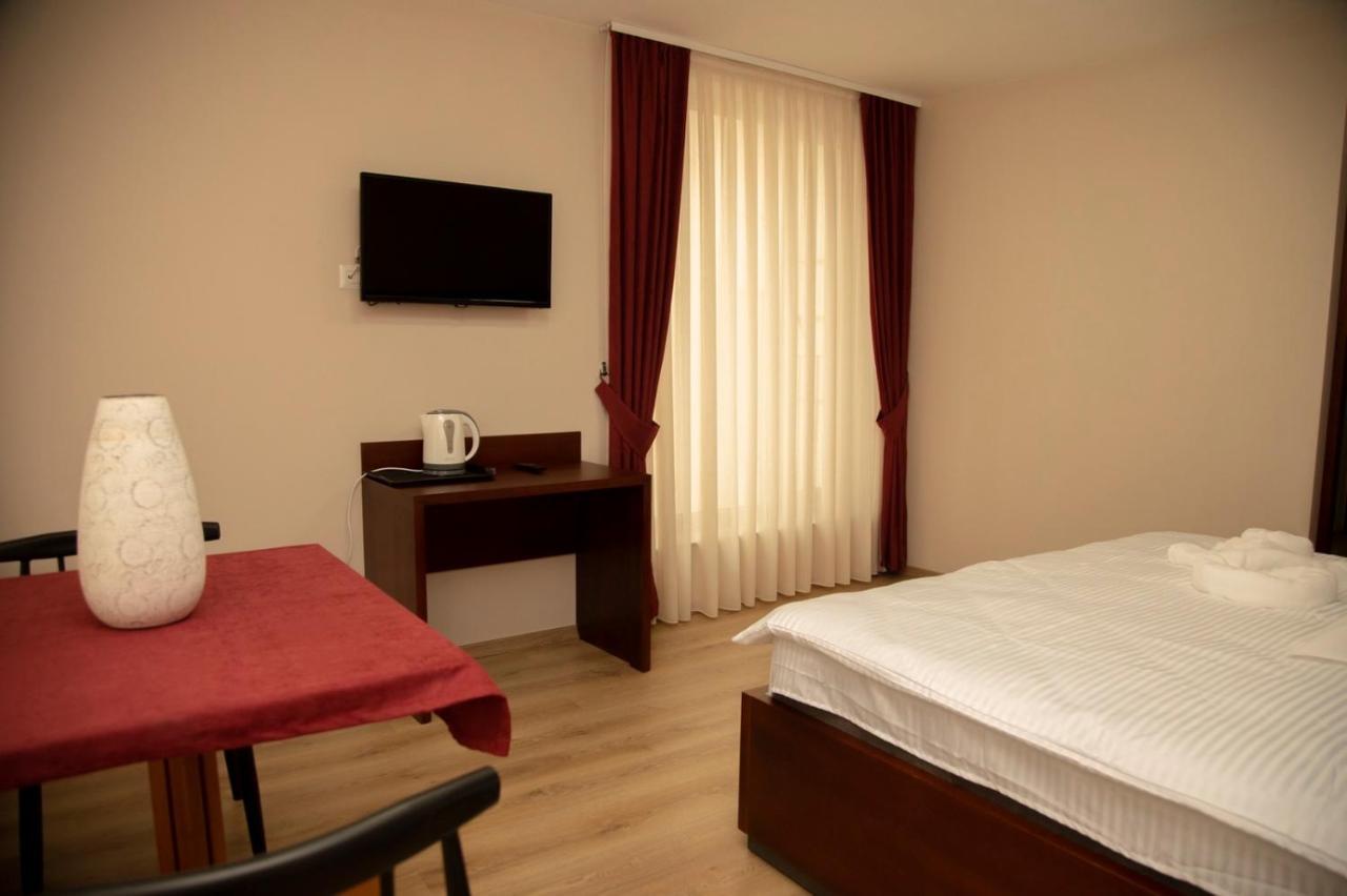 Hotel Oferta Prizren Kültér fotó