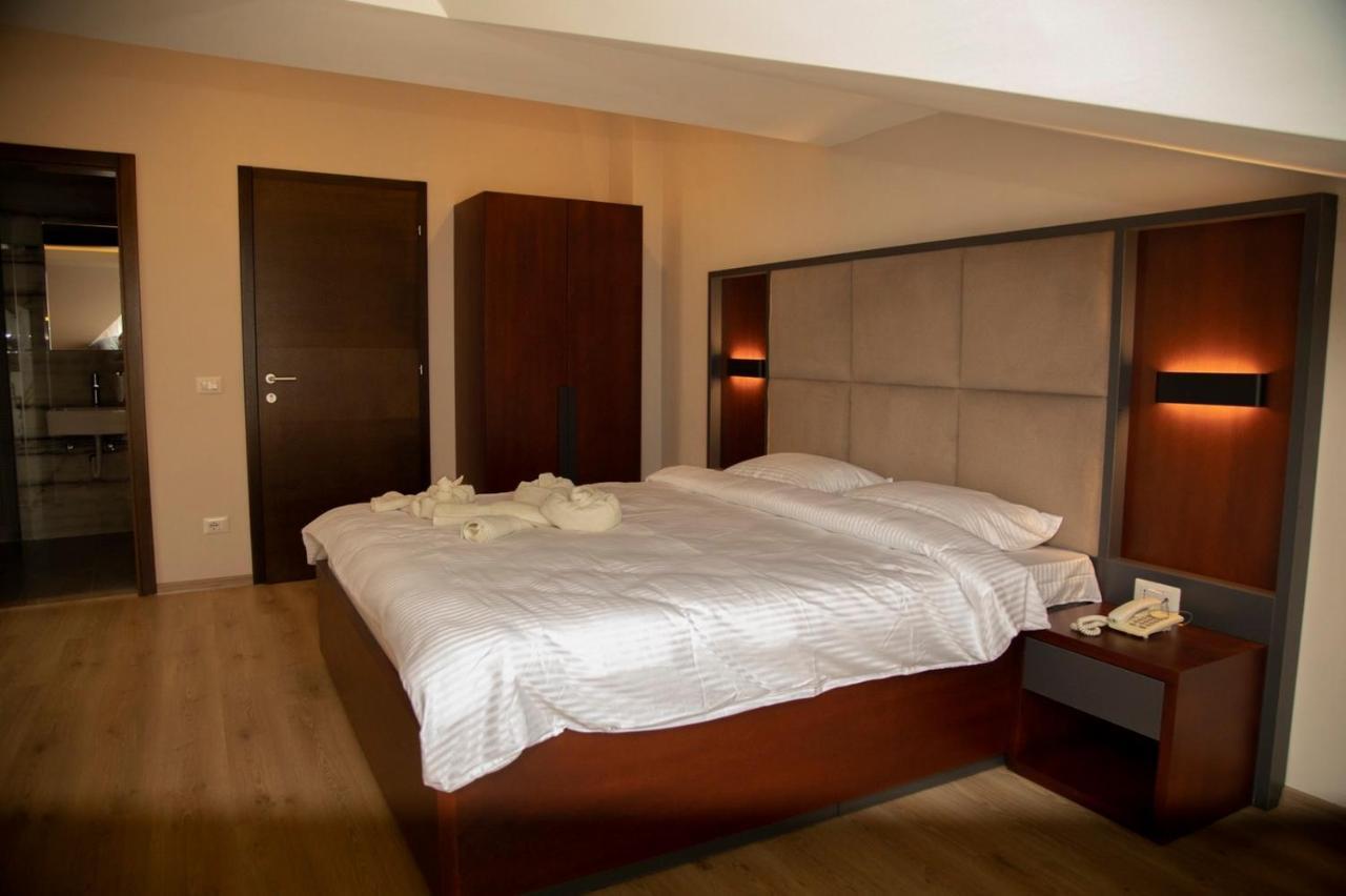 Hotel Oferta Prizren Kültér fotó