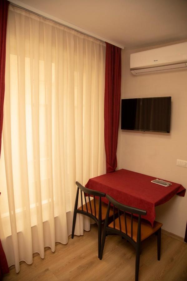 Hotel Oferta Prizren Kültér fotó